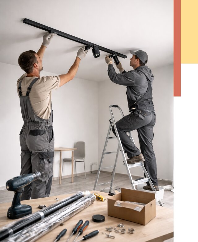 Установка трековых светильников в натяжной потолок в Бердске от 4373 руб. | ОТДЕЛОЧНИК-Брд